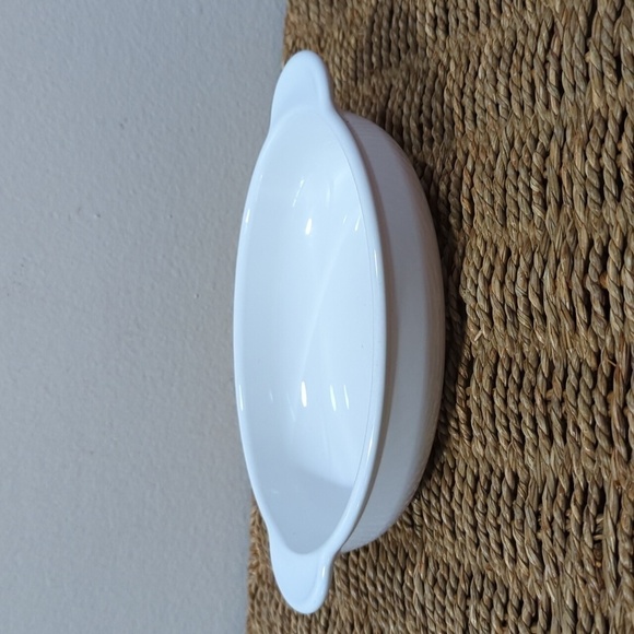 Corning Ware White Casserole Dish B-14-B 14 ounce - Picture 1 of 7